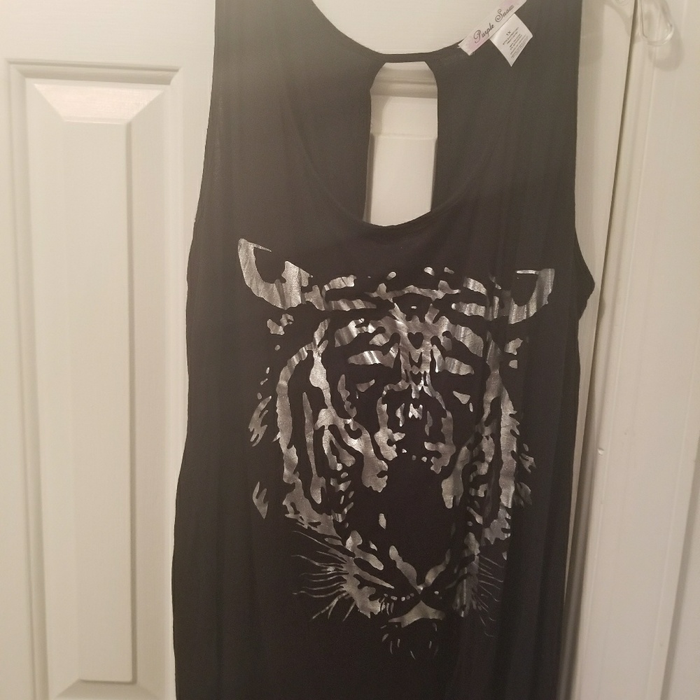 Black sleeveless long Tank Top